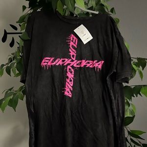 Euphoria graphic tee by NOVAMEN